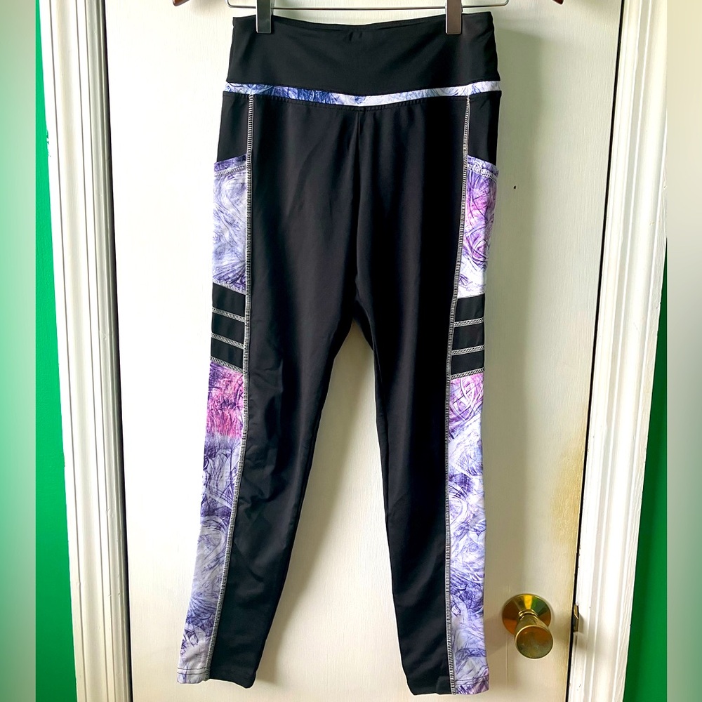 Munvot Leggings High-waisted with Pockets Black with Purple Design Womens Small